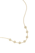 Elegant necklace with zirconia-set flowers
